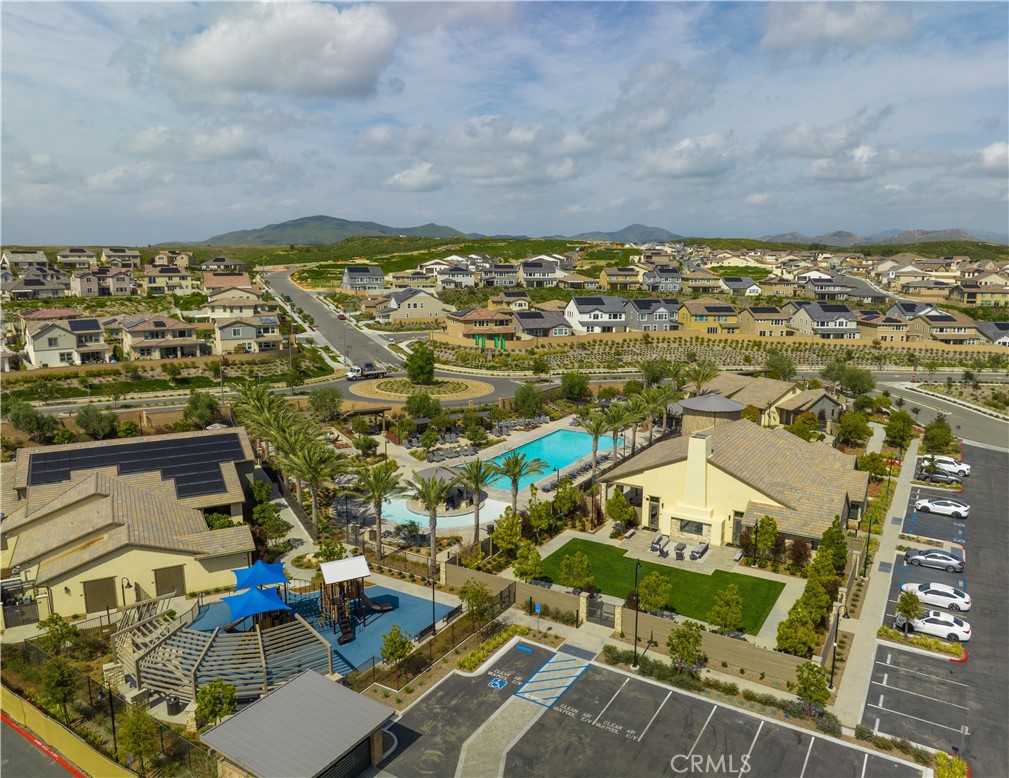 32166 Verbena Way Temecula, CA 92591 - Photo 47 of 47 an aerial view of a house with a ocean view
