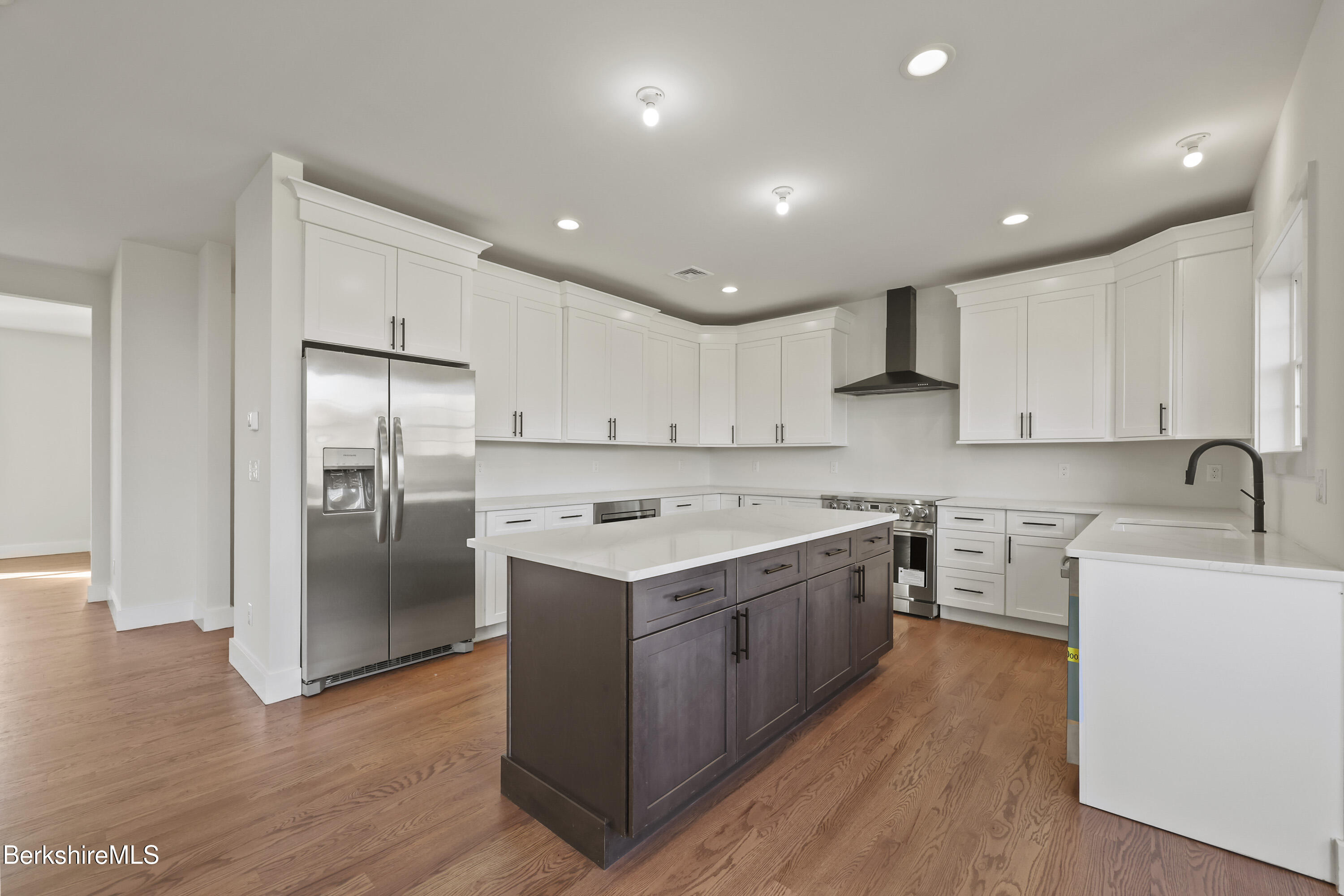 8 Northbrook Lane Pittsfield, MA 01201 - Photo 34 of 90 65 Kitchen