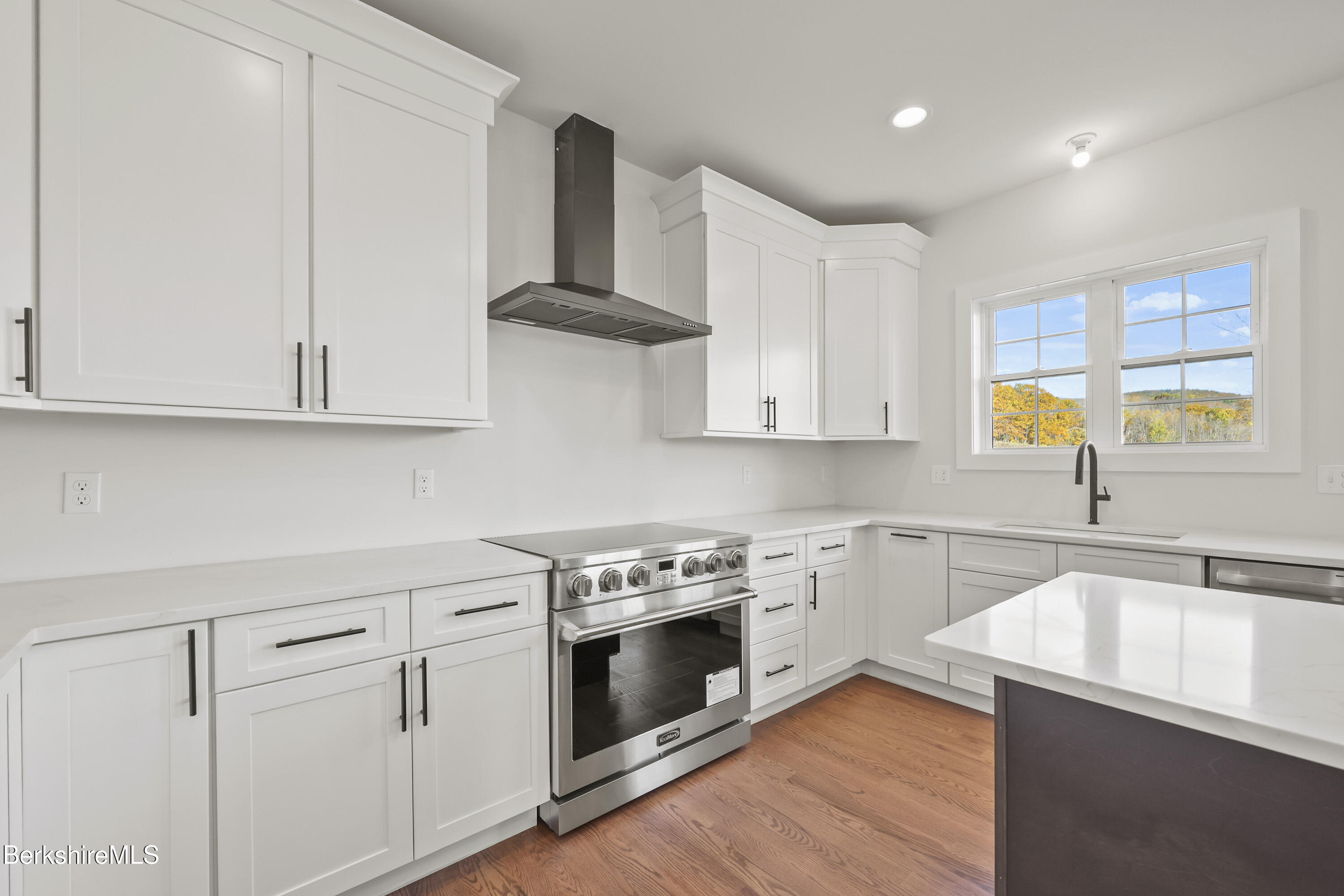 8 Northbrook Lane Pittsfield, MA 01201 - Photo 39 of 90 75 Kitchen