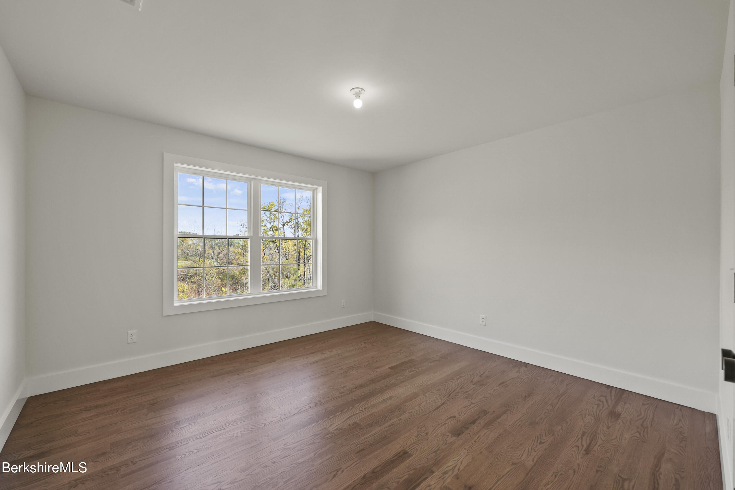 8 Northbrook Lane Pittsfield, MA 01201 - Photo 62 of 90 Bedroom 4