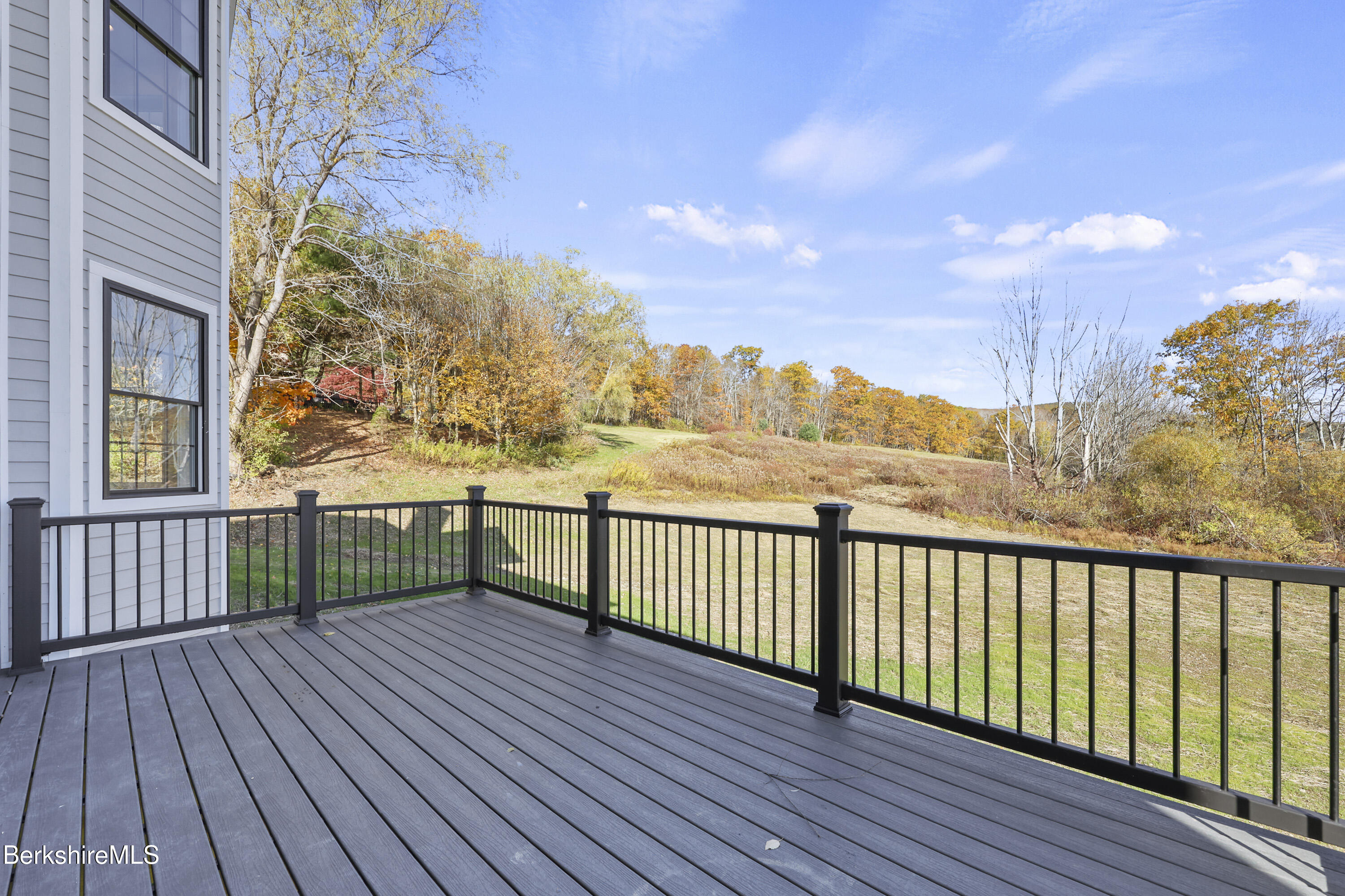 8 Northbrook Lane Pittsfield, MA 01201 - Photo 9 of 90 155 Back Porch