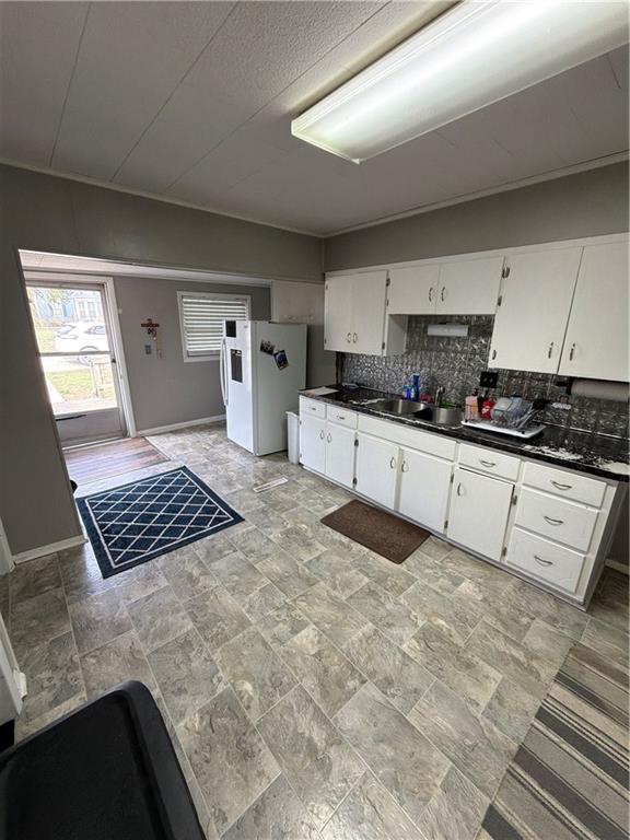 1222 Elm Street Humboldt, KS 66748 - Photo 19 of 21