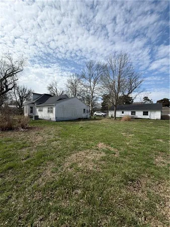 $108,000 | 1222 Elm Street, Humboldt, KS 66748