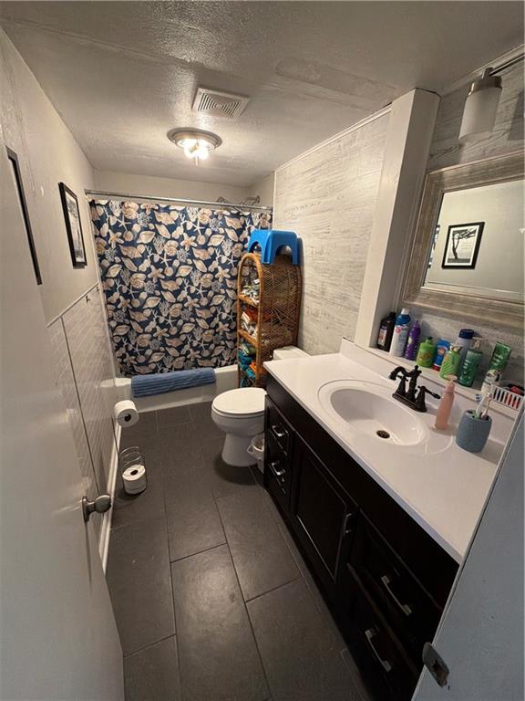 1222 Elm Street Humboldt, KS 66748 - Photo 5 of 21