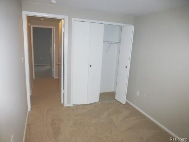 21594 Hidden Rivers Drive South Southfield, MI 48033 - Photo 13 of 16