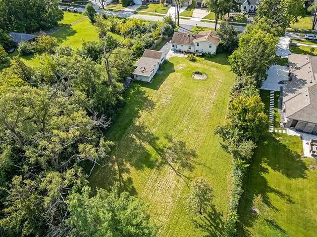 $409,000 | 300 60th Street, Downers Grove, IL 60516