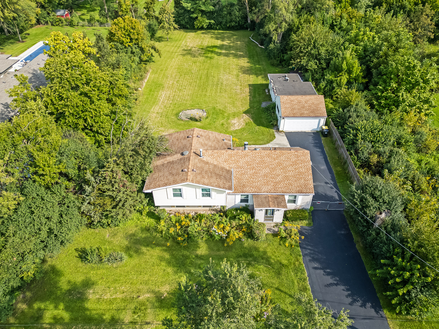 300 60th Street Downers Grove, IL 60516 - Photo 3 of 20