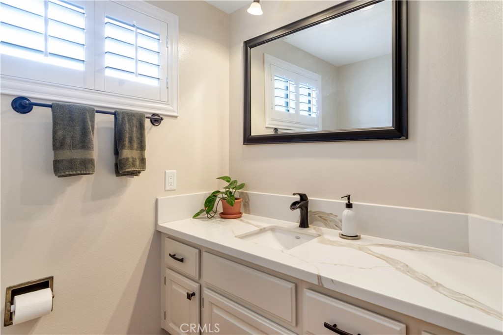 2429 Cliff Road Upland, CA 91784 - Photo 31 of 44