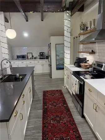 $3,525 | 803 Baronne Street, New Orleans, LA 70113