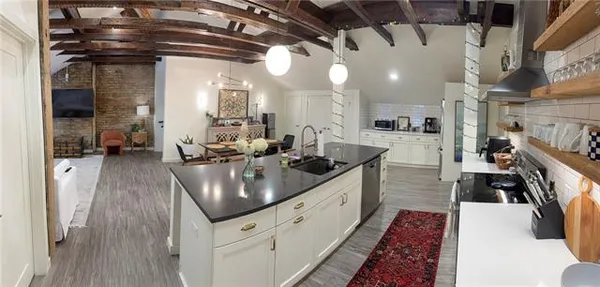$3,525 | 803 Baronne Street, New Orleans, LA 70113