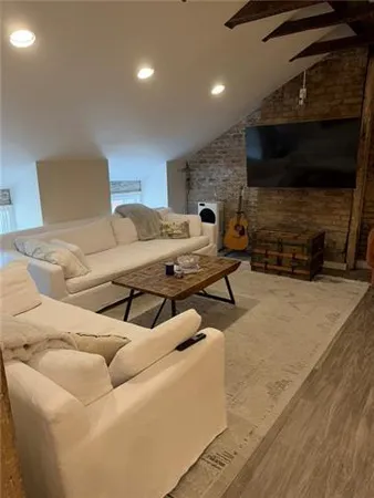 $3,525 | 803 Baronne Street, New Orleans, LA 70113