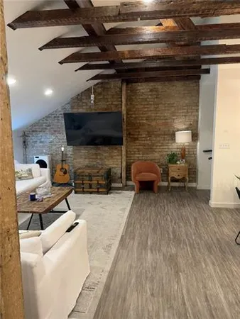 $3,525 | 803 Baronne Street, New Orleans, LA 70113