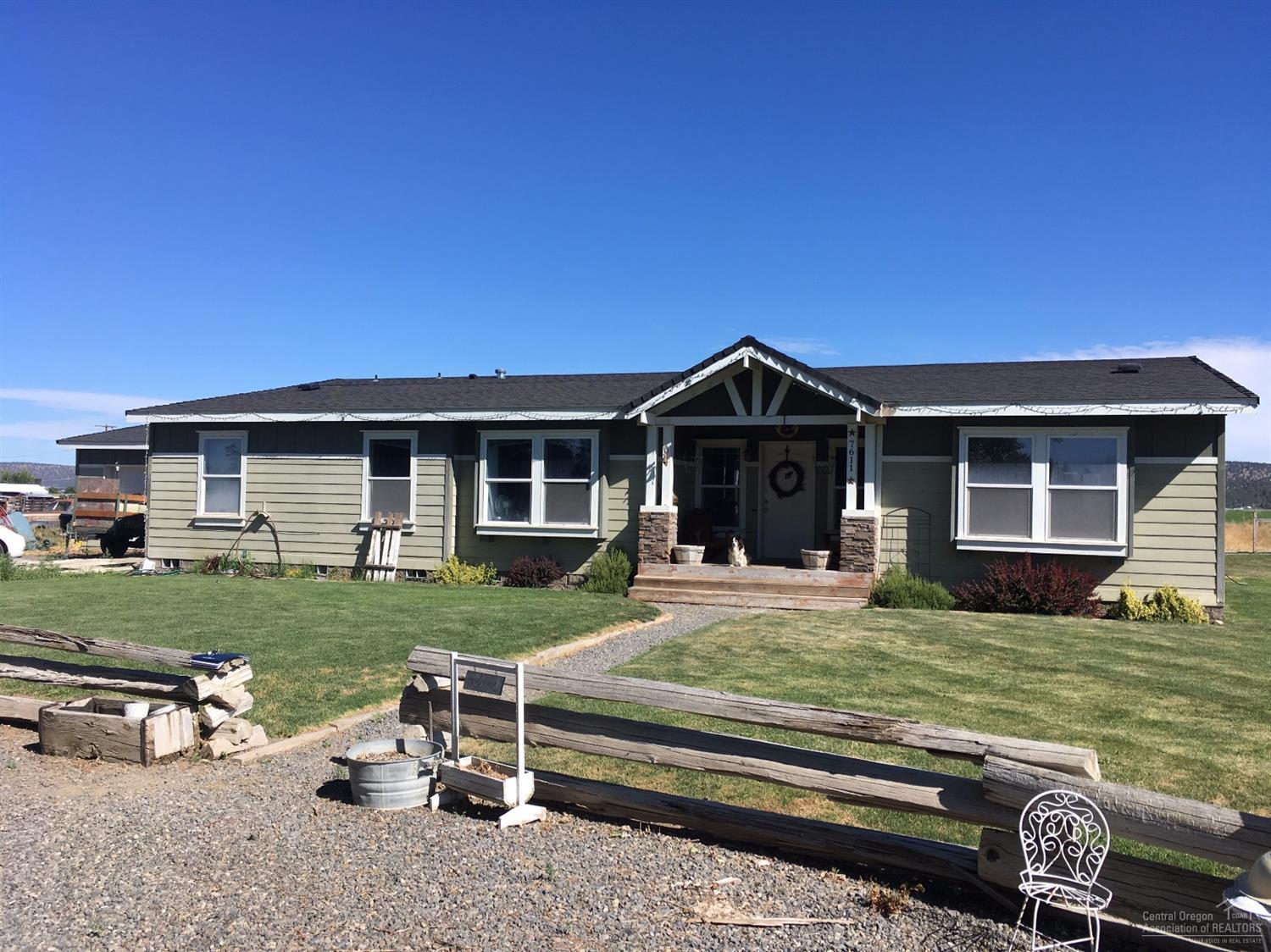 7611 North Vista View Road Prineville, OR 97754 - Photo 2 of 14 Additional Photo