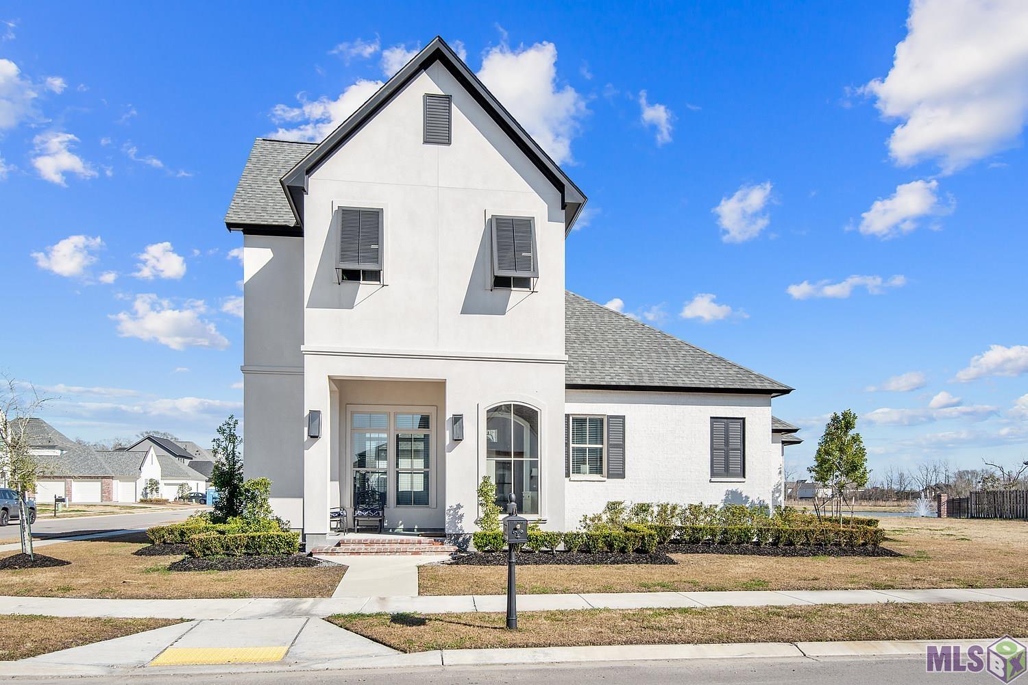 13605 Brook Point Drive Baton Rouge, LA 70810 - Photo 2 of 15 Gallery Image 2