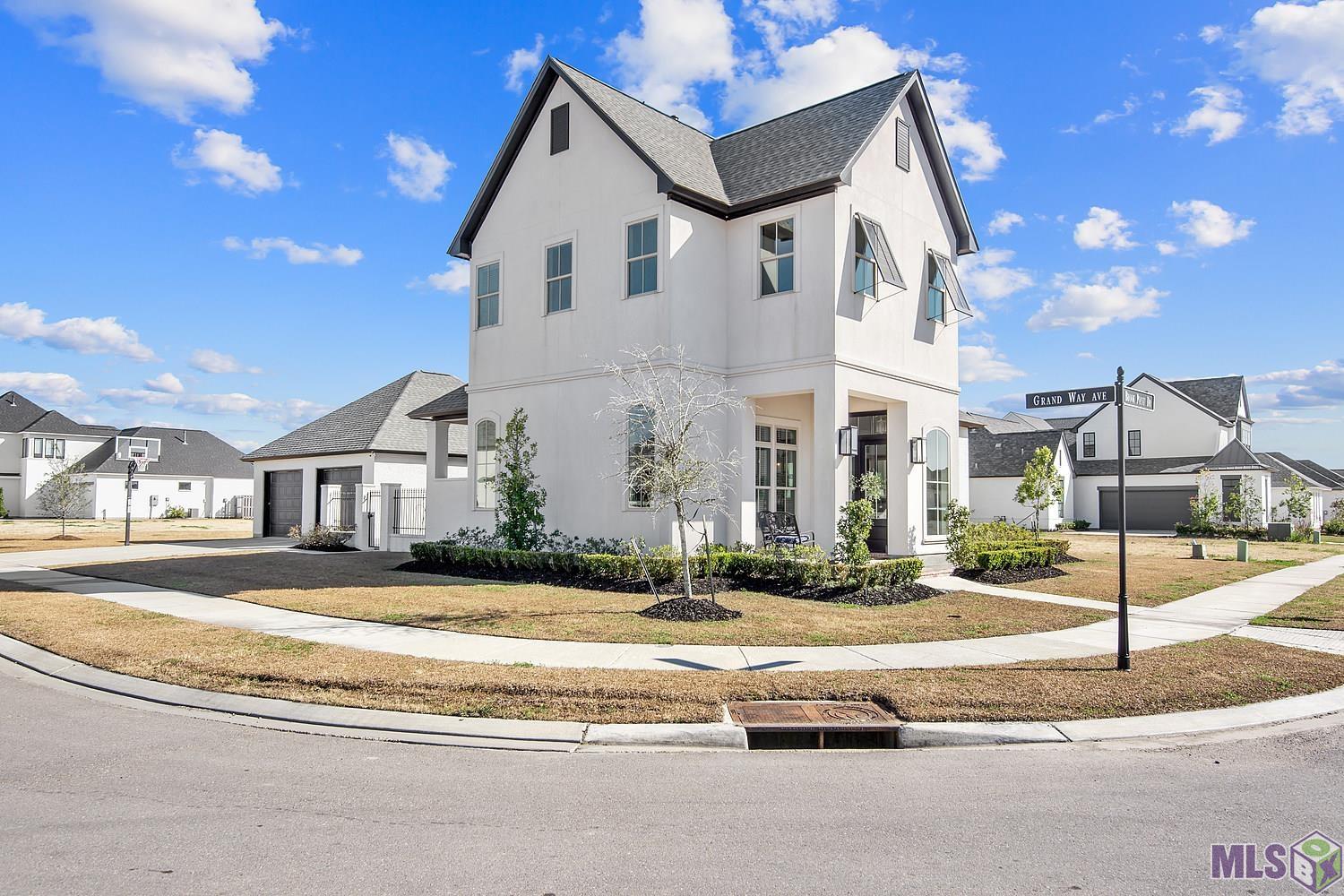13605 Brook Point Drive Baton Rouge, LA 70810 - Photo 3 of 15 Gallery Image 3