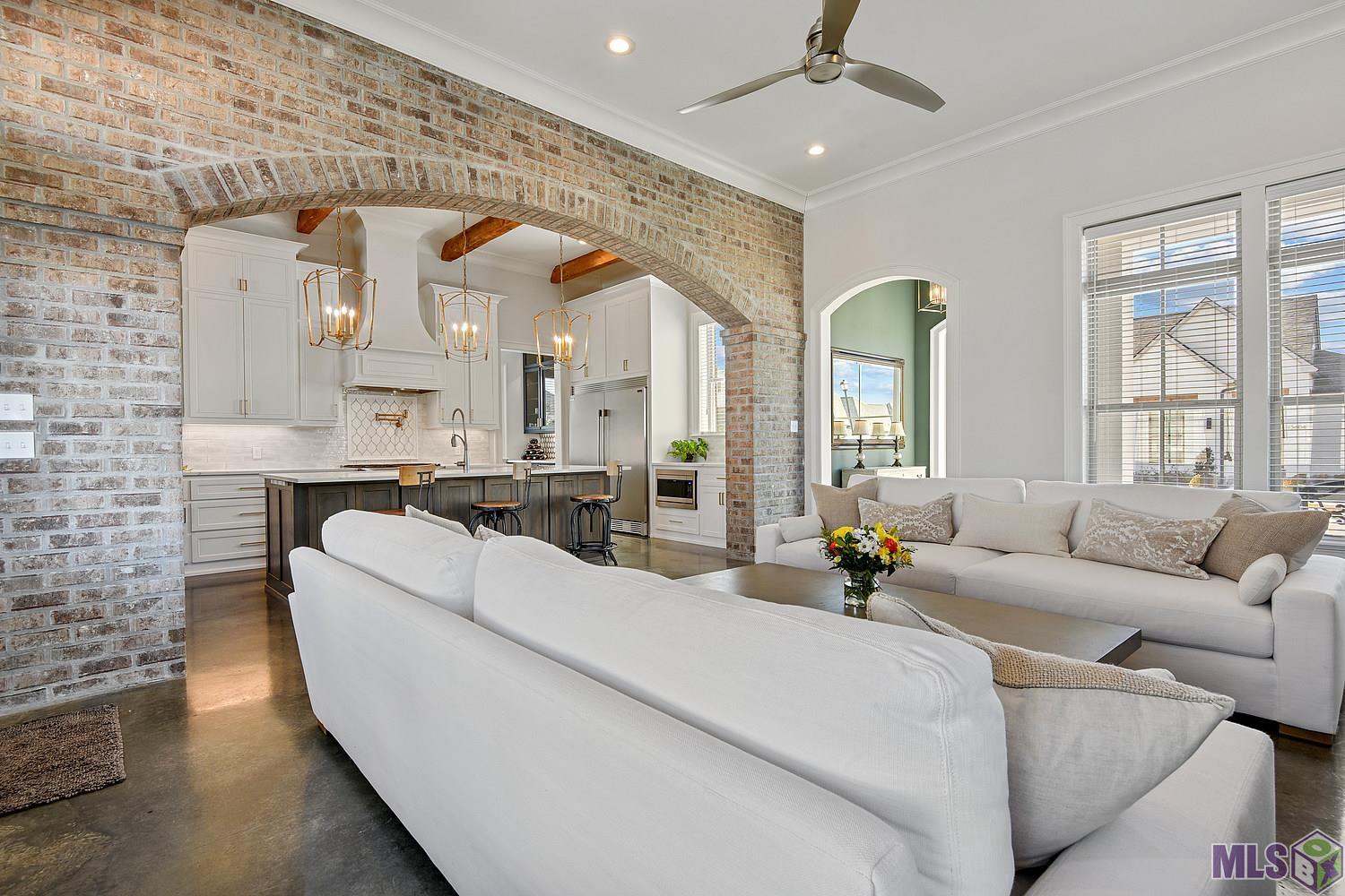 13605 Brook Point Drive Baton Rouge, LA 70810 - Photo 6 of 15 Gallery Image 6