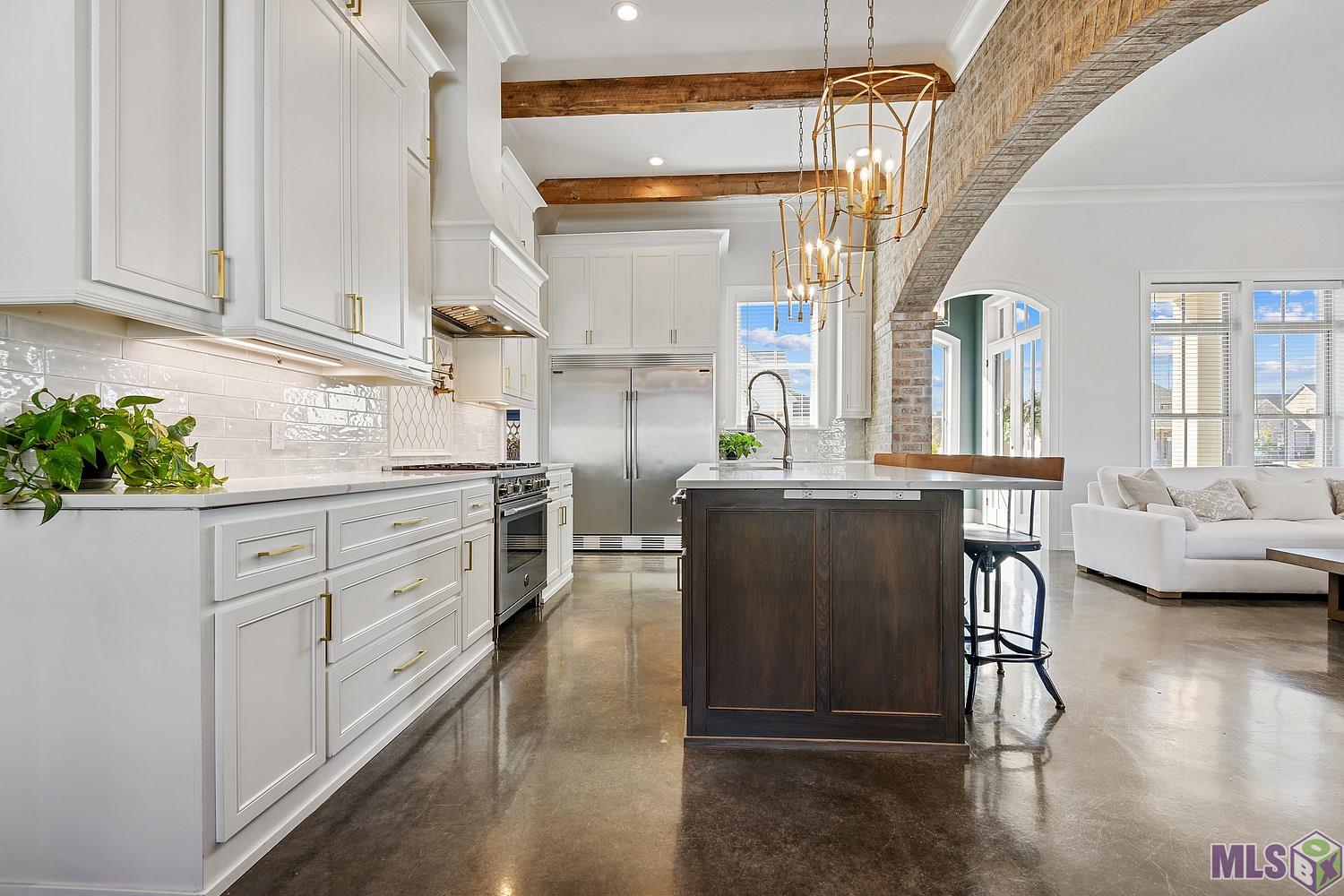 13605 Brook Point Drive Baton Rouge, LA 70810 - Photo 7 of 15 Gallery Image 7