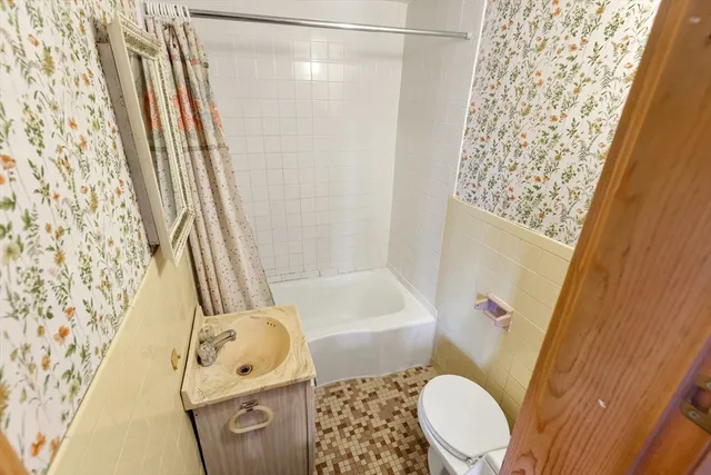 $899,000 | 36 Dundee Road, Arlington, MA 02476