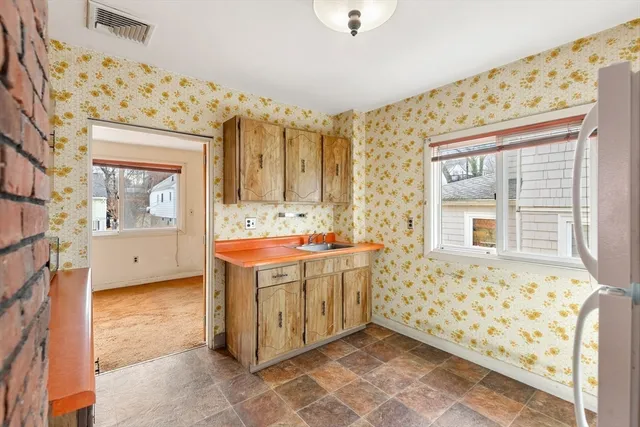 $899,000 | 36 Dundee Road, Arlington, MA 02476