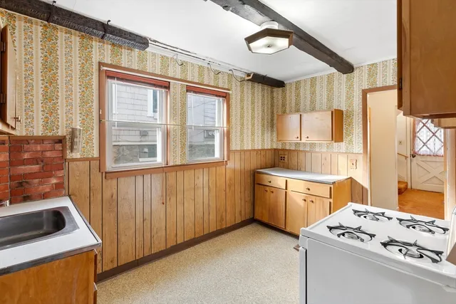 $899,000 | 36 Dundee Road, Arlington, MA 02476