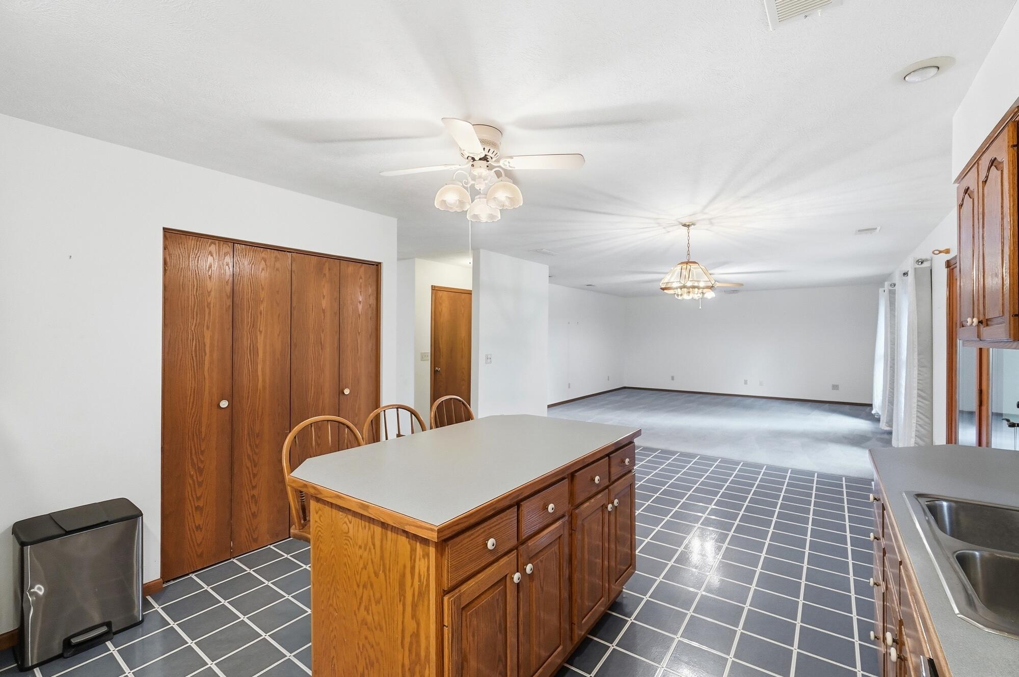 4045 Dialton Road Springfield, OH 45502 - Photo 19 of 60 017