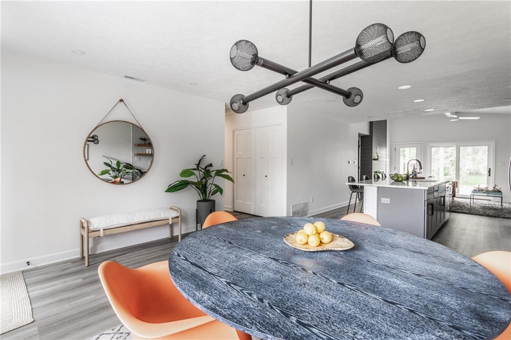 649 Emerson Road Carmel, IN 46032 - Photo 8 of 41