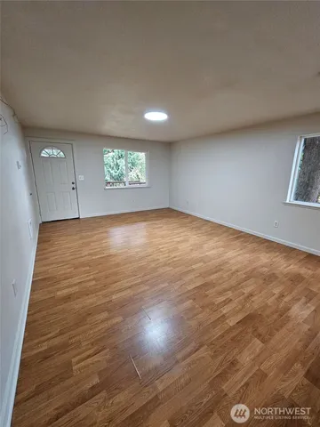 $1,850 | 571 East Wood Lane, Shelton, WA 98584