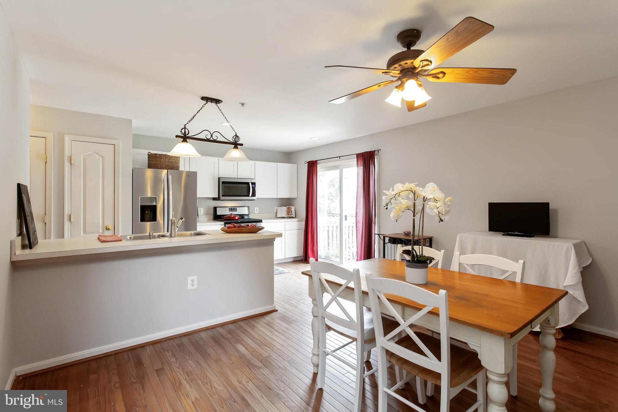 130 Carolstowne Road Reisterstown, MD 21136 - Photo 15 of 40 Large eat in kitchen