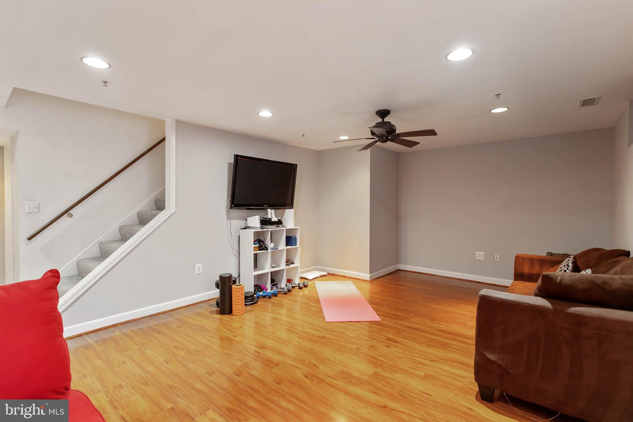 130 Carolstowne Road Reisterstown, MD 21136 - Photo 31 of 40 Family room