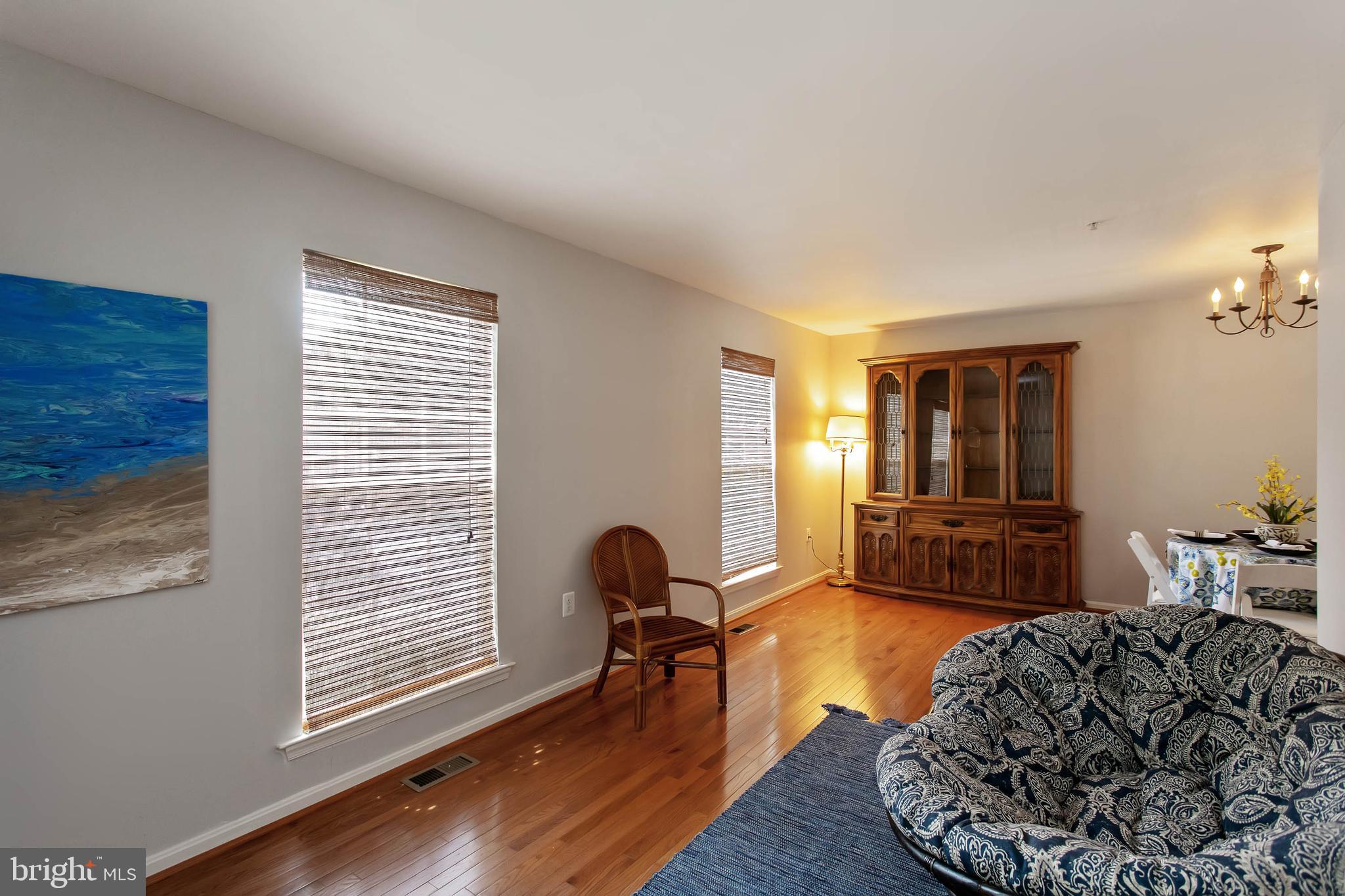 130 Carolstowne Road Reisterstown, MD 21136 - Photo 10 of 40 Large living room with wood floors