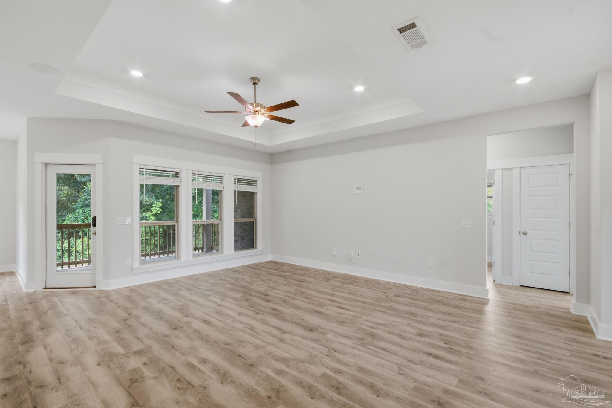 2849 Avalon Street Cantonment, FL 32533 - Photo 9 of 30