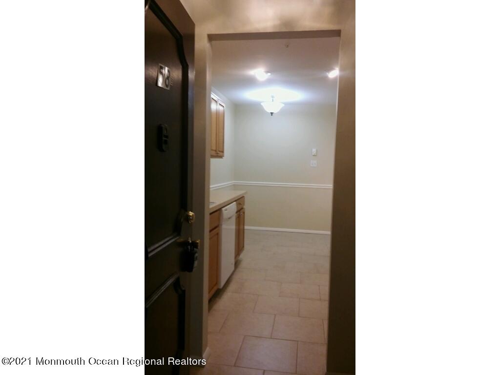58 Amberly Drive, Unit B Manalapan, NJ 07726 - Photo 2 of 25 02-Photo 2