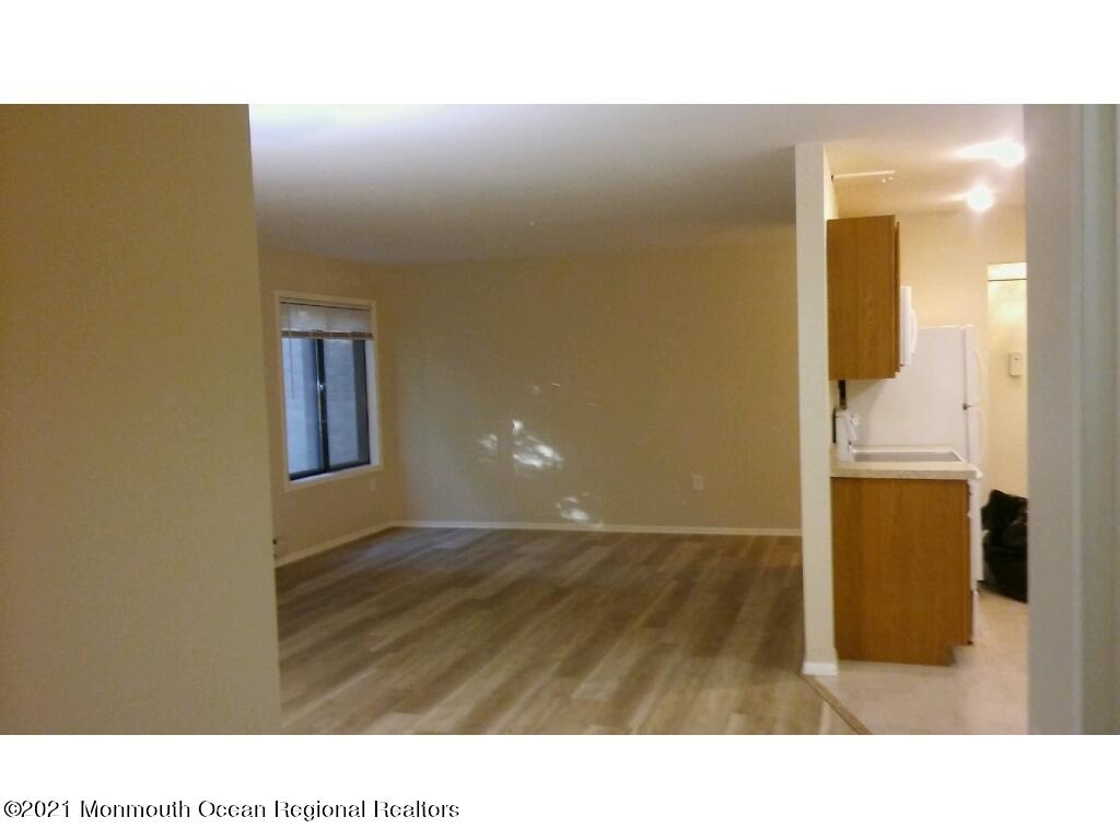 58 Amberly Drive, Unit B Manalapan, NJ 07726 - Photo 11 of 25 11-Photo 11