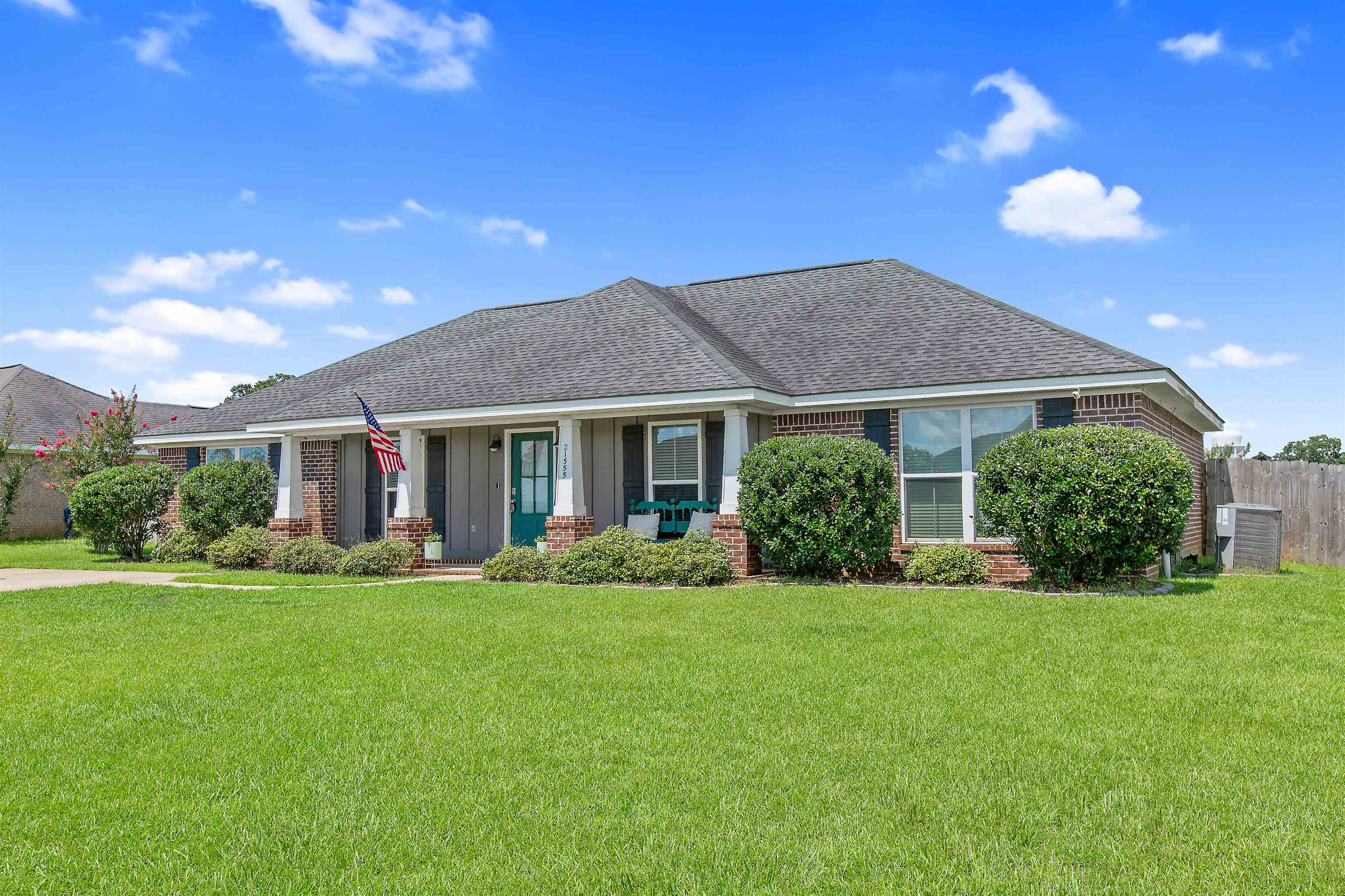 21555 Talbot Lane Robertsdale, AL 36567 - Photo 2 of 19 FrontOfStructure