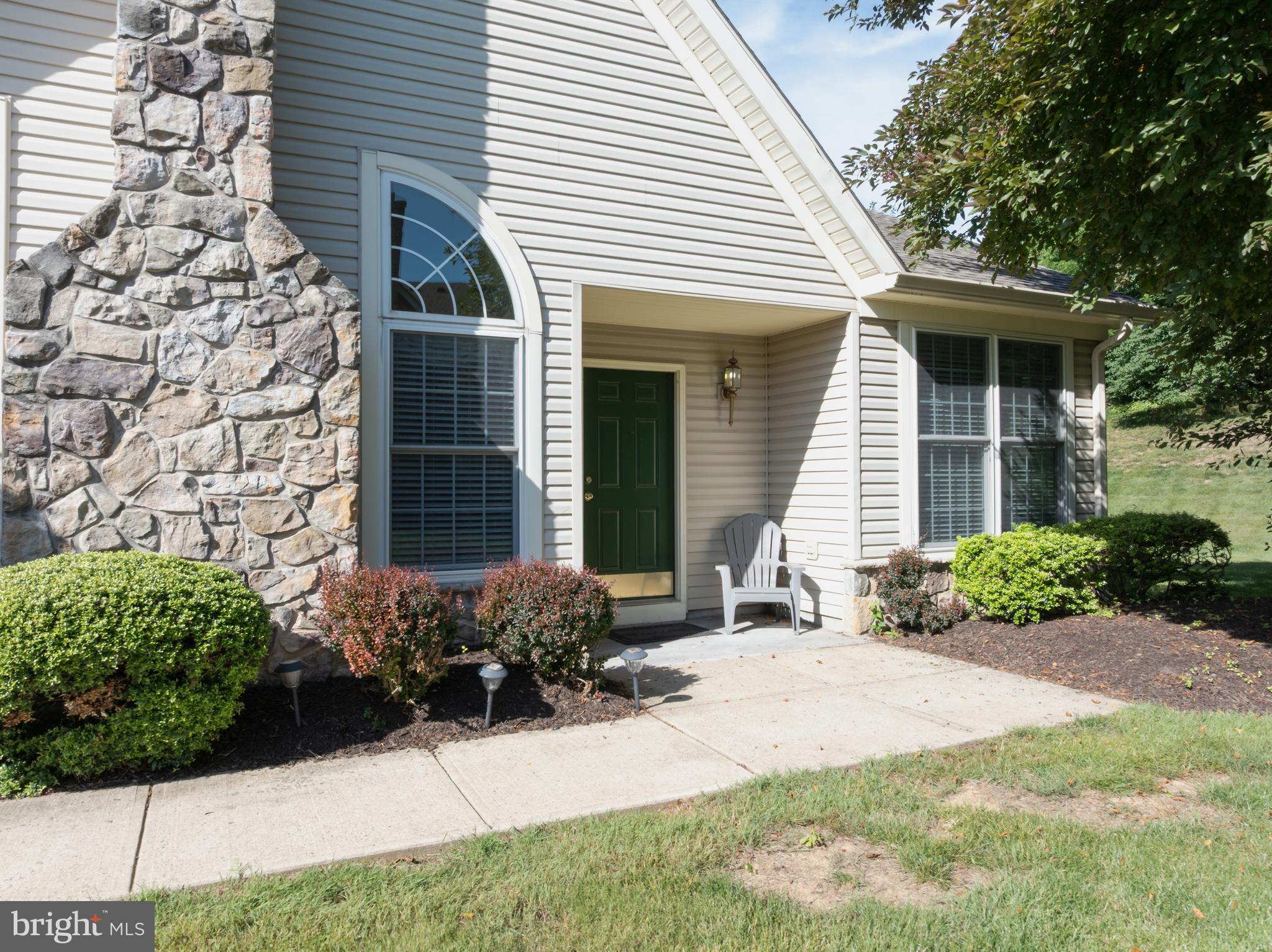 119 Bellflower Road Langhorne, PA 19047 - Photo 2 of 40