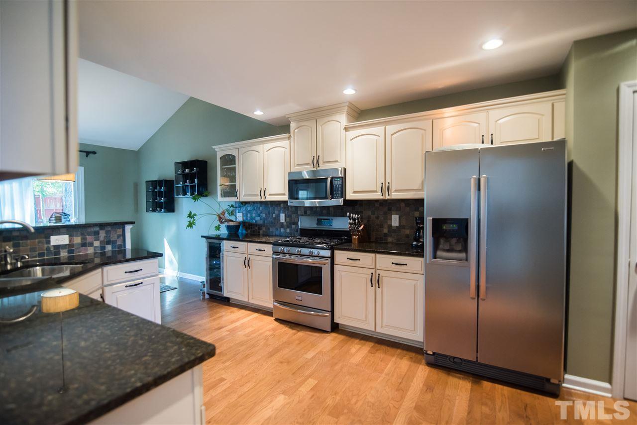 8001 Chatahoochie Lane Raleigh, NC 27616 - Photo 5 of 20 Gallery Image 5