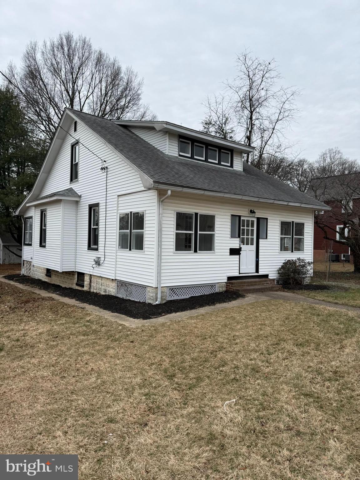 205 Wicklow Road Glen Burnie, MD 21061 - Photo 1 of 52 Exterior front and left