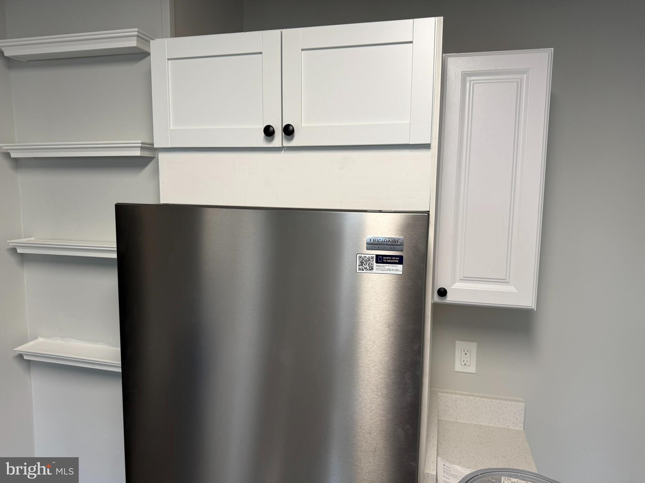 205 Wicklow Road Glen Burnie, MD 21061 - Photo 17 of 52 a view of closet