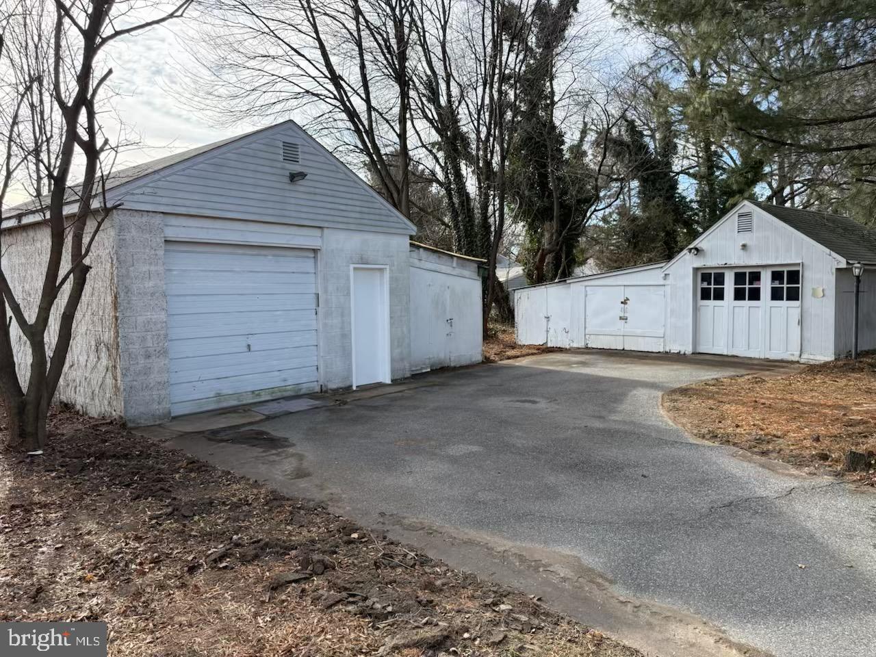 205 Wicklow Road Glen Burnie, MD 21061 - Photo 32 of 52 a view of a house with a yard