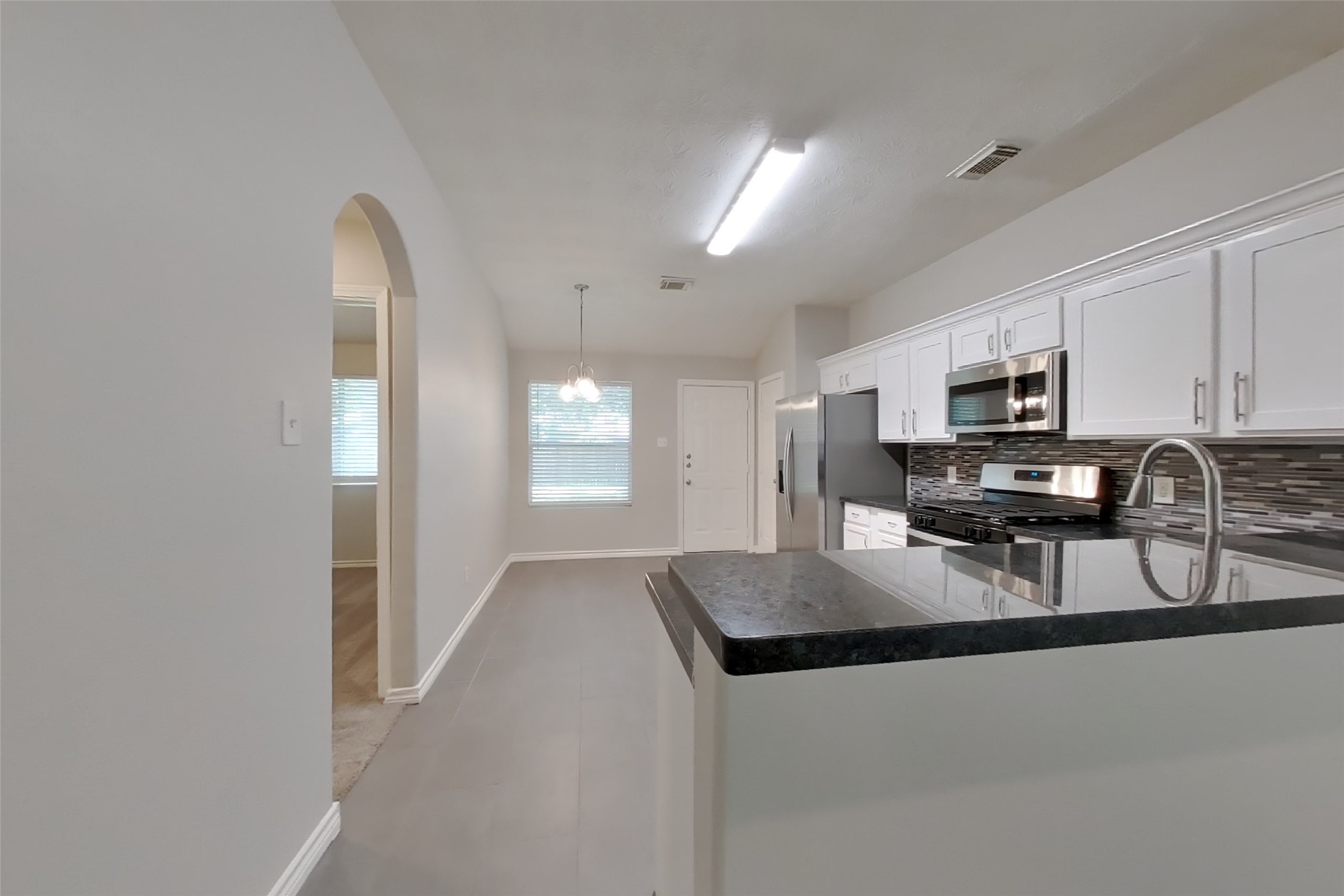 25402 Holyoke Lane Spring, TX 77373 - Photo 4 of 16