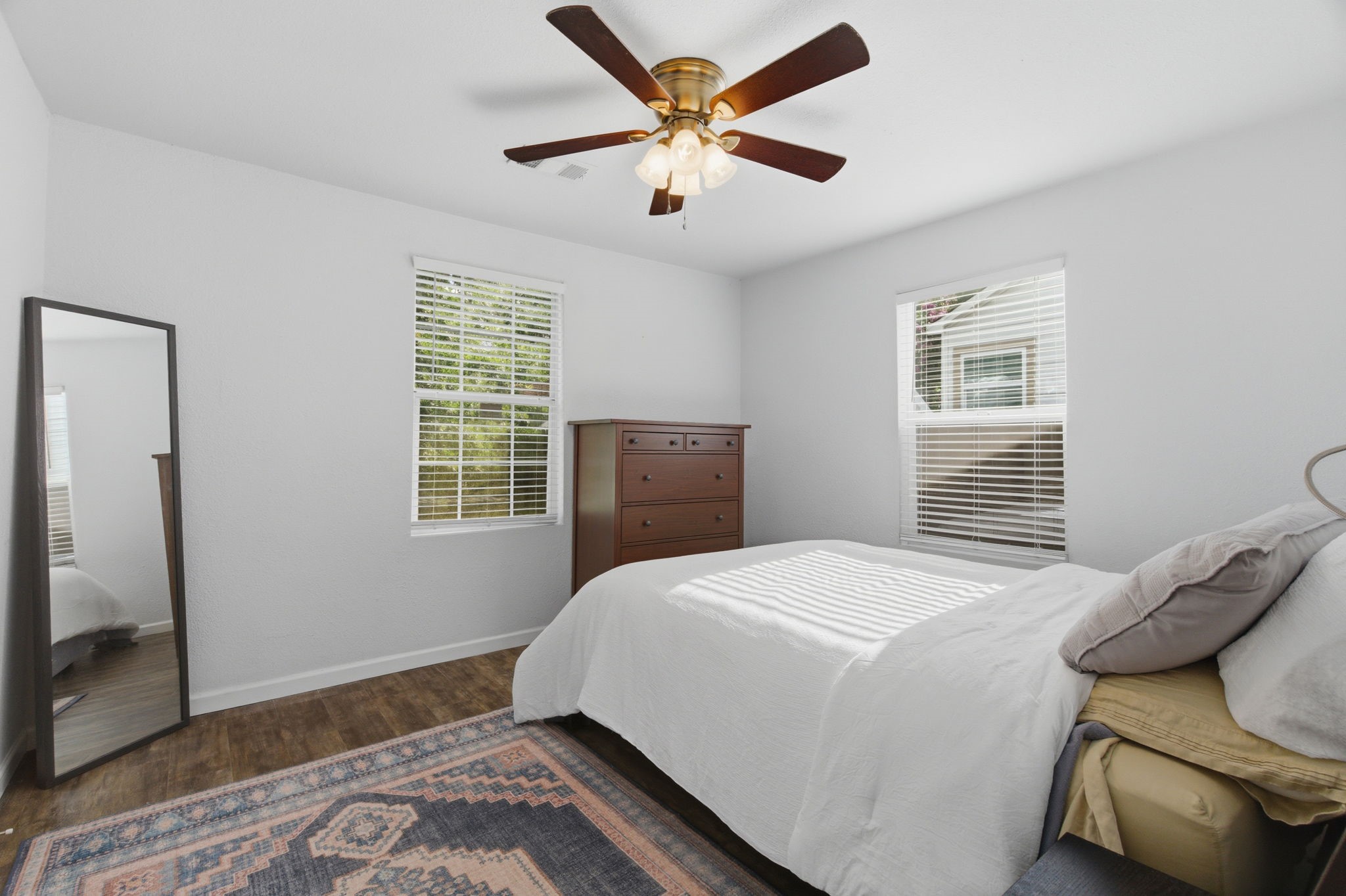 7717 Scanlock Street Houston, TX 77012 - Photo 27 of 46