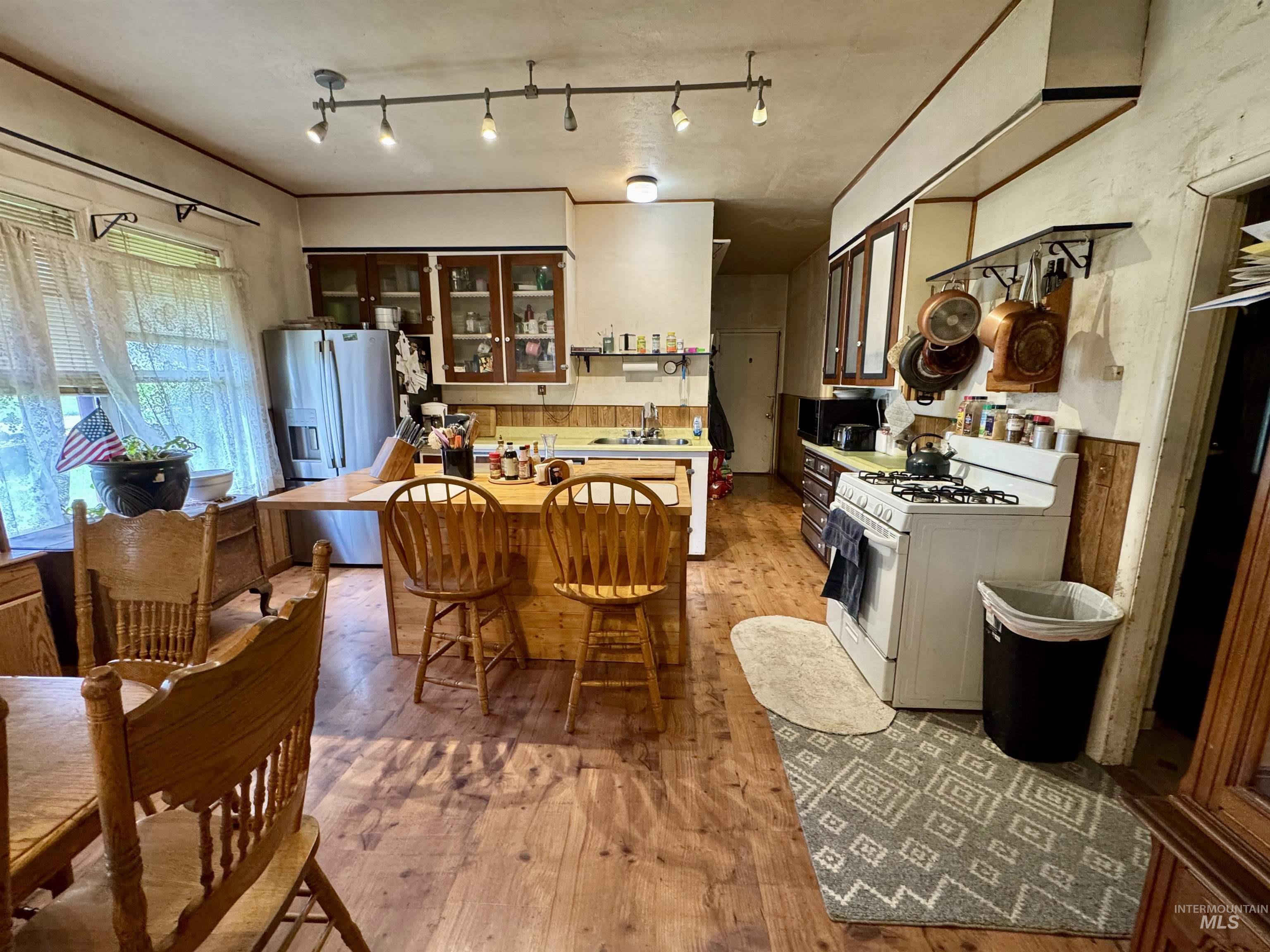 412 Walnut Street Nezperce, ID 83543 - Photo 9 of 26