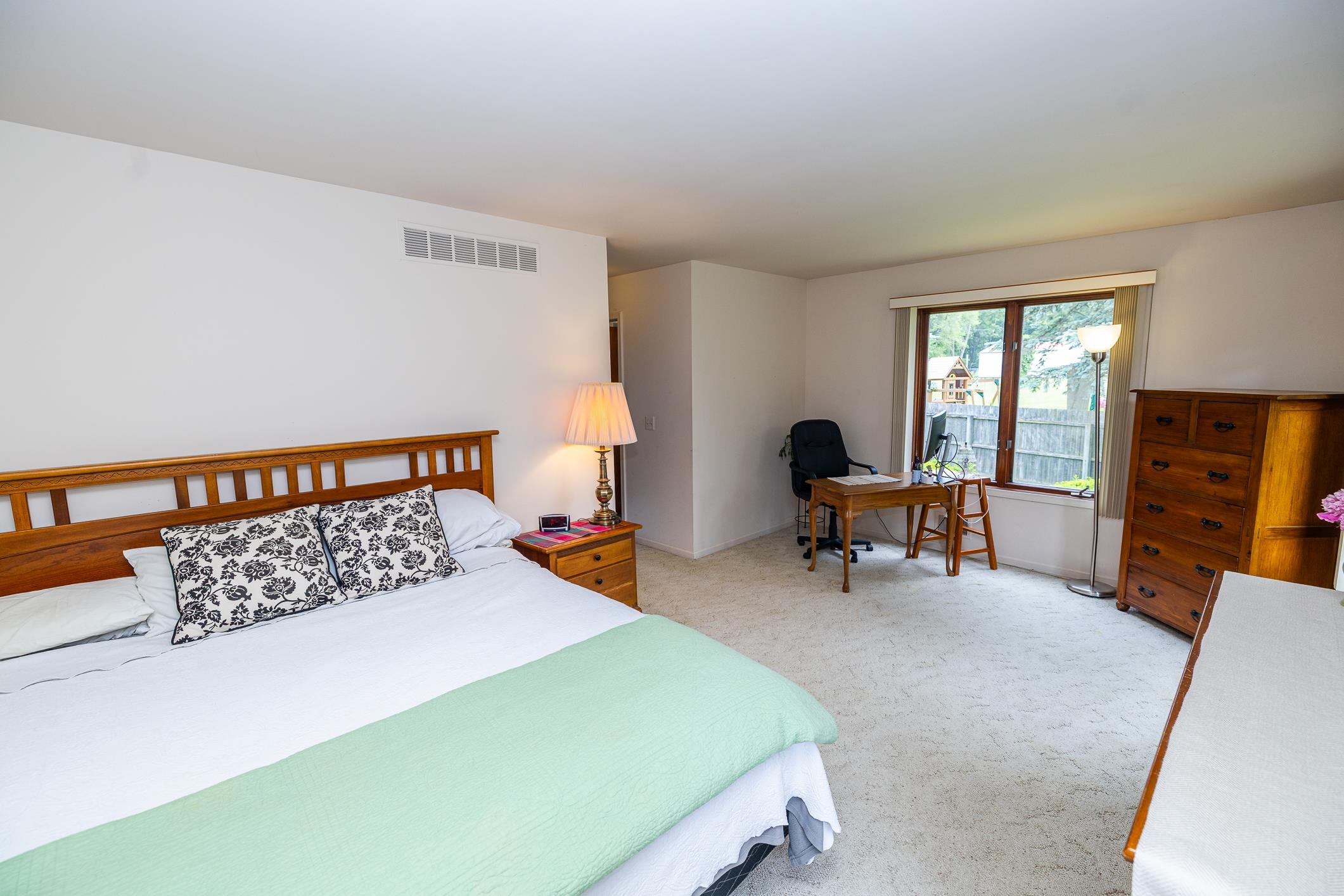 1540 Clarkston Road Lake Orion, MI 48362 - Photo 30 of 55 Relaxing Master Ste