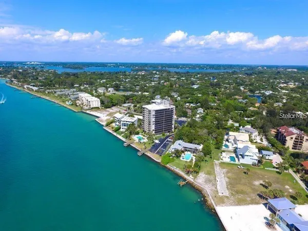 $2,295 | 4822 Ocean Boulevard, Unit 5E, Sarasota, FL 34242