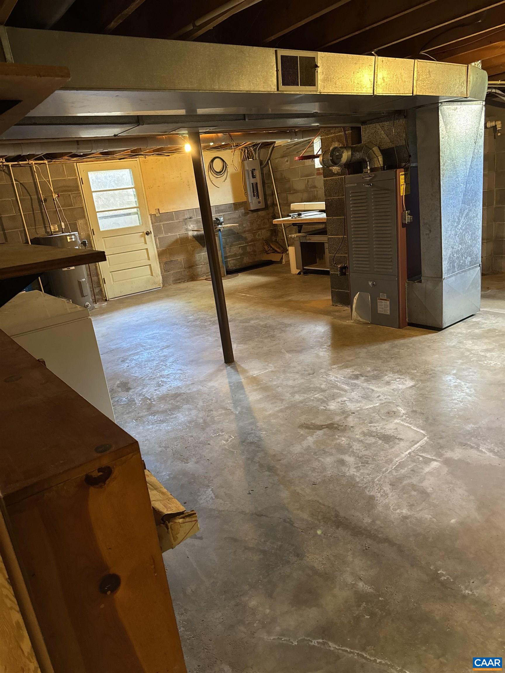 18143 Monrovia Road Orange, VA 22960 - Photo 31 of 43 a view of parking garage