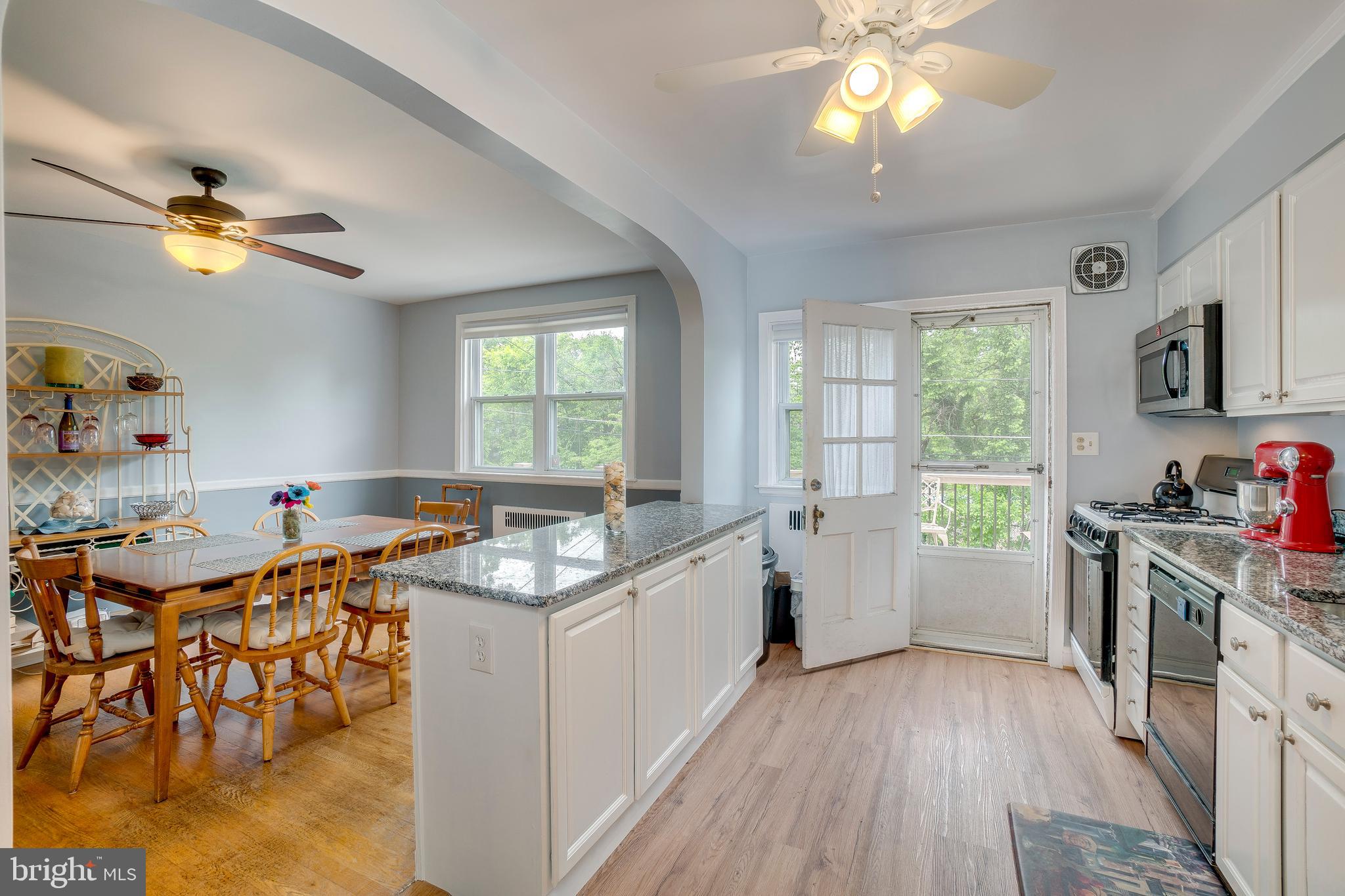 421 Overbrook Road Baltimore, MD 21228 - Photo 11 of 48 Kitchen
