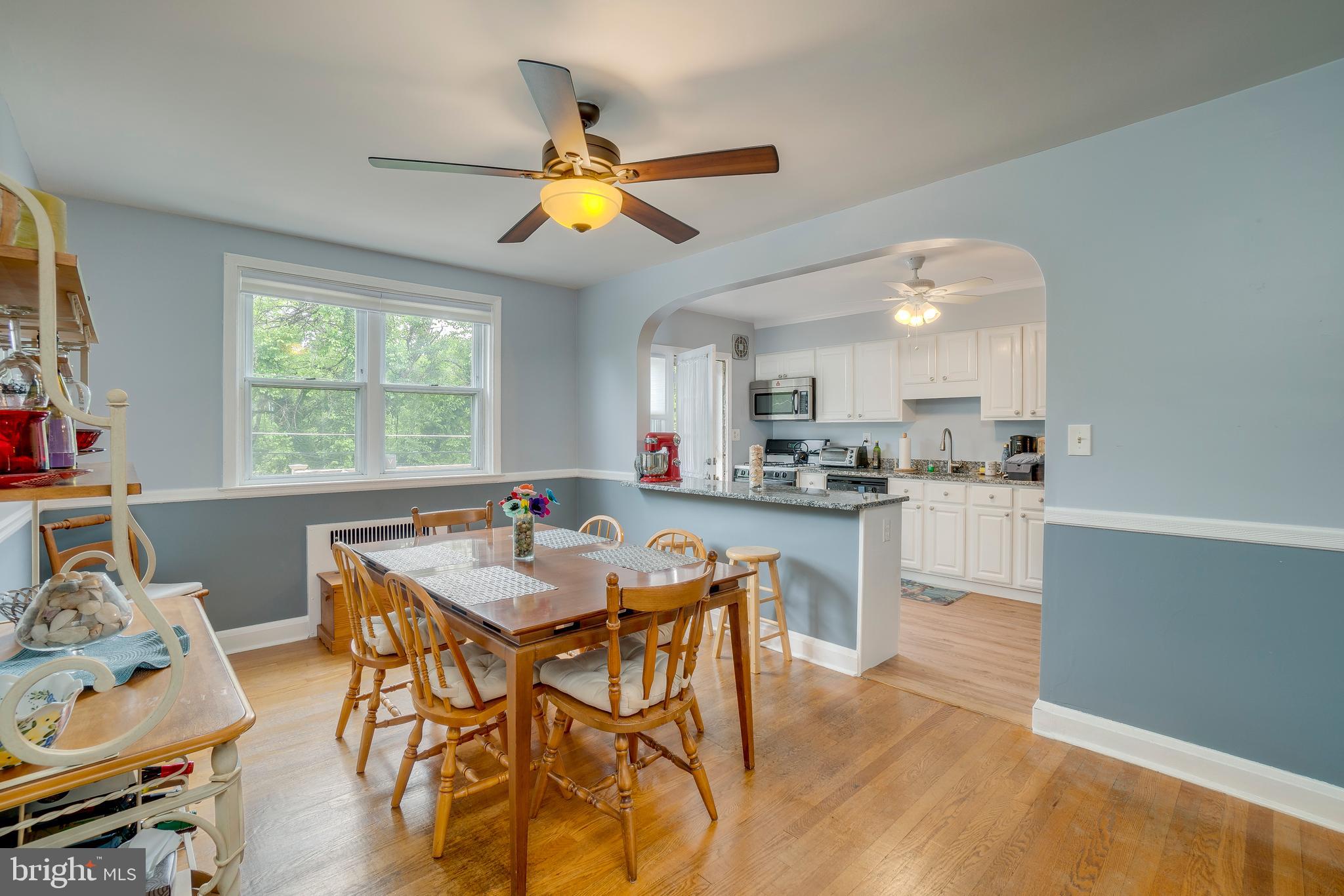 421 Overbrook Road Baltimore, MD 21228 - Photo 3 of 48 Dining Room