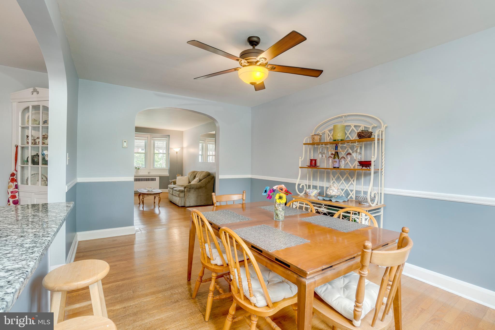 421 Overbrook Road Baltimore, MD 21228 - Photo 27 of 48 Dining Room