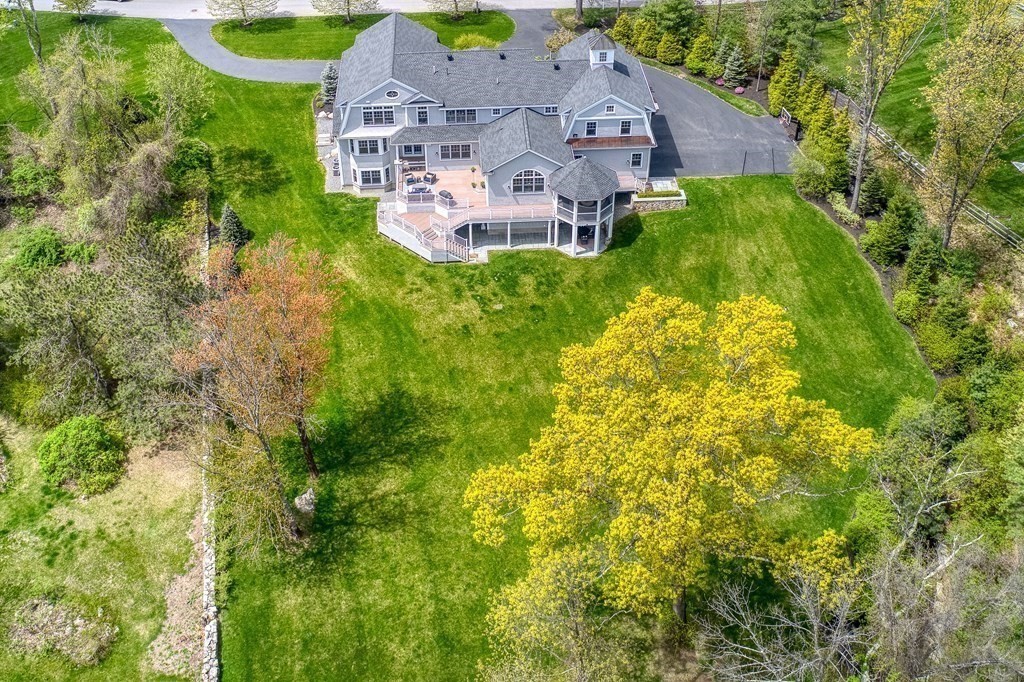 32 Johnson Road Carlisle, MA 01741 - Photo 38 of 41 Gallery Image 38