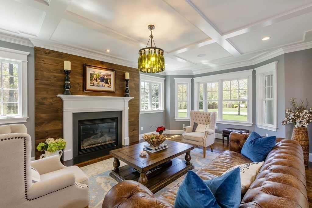 32 Johnson Road Carlisle, MA 01741 - Photo 5 of 41 Gallery Image 5